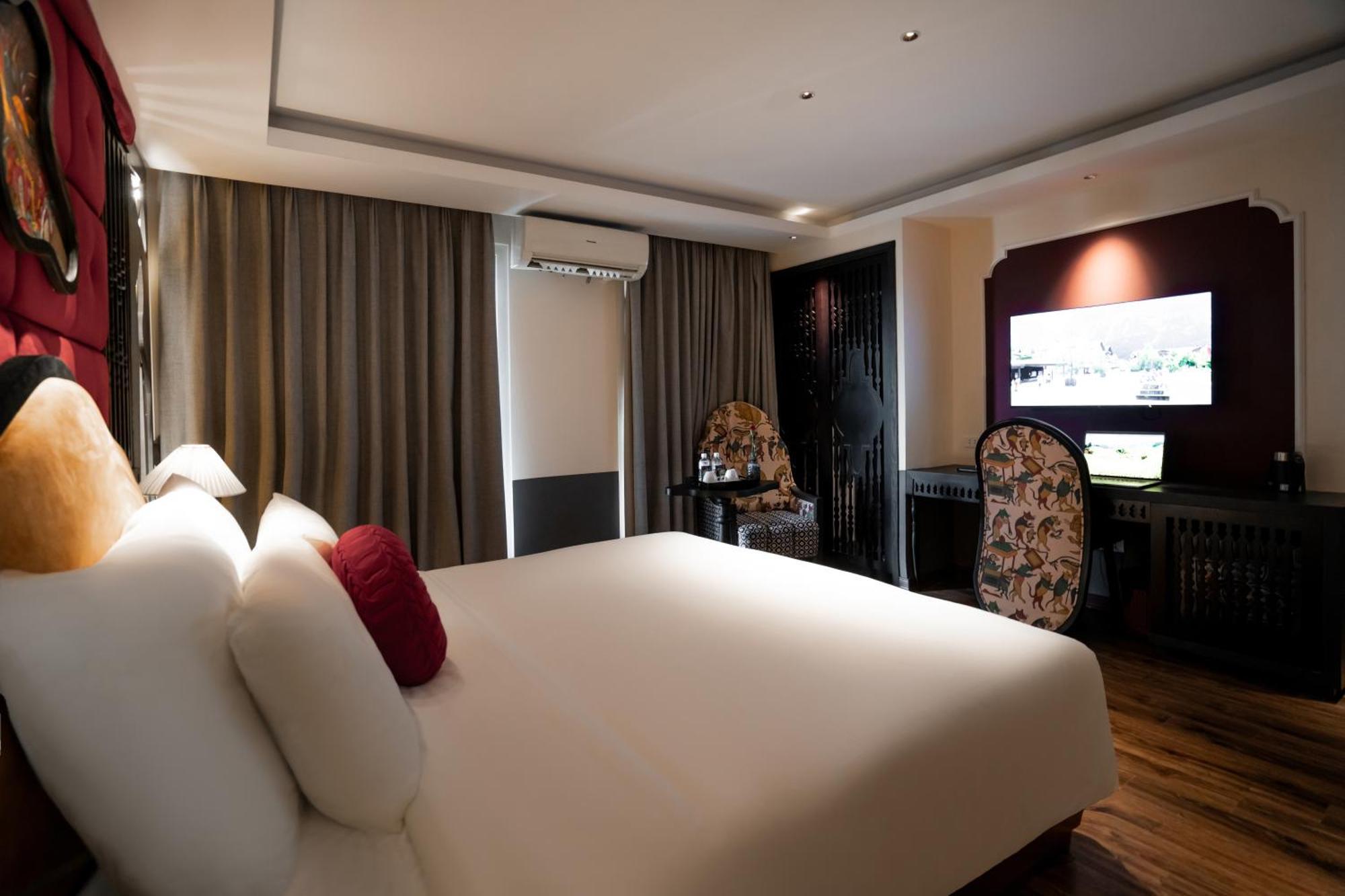 Hanoi Center Silk Classic Hotel & Travel Экстерьер фото